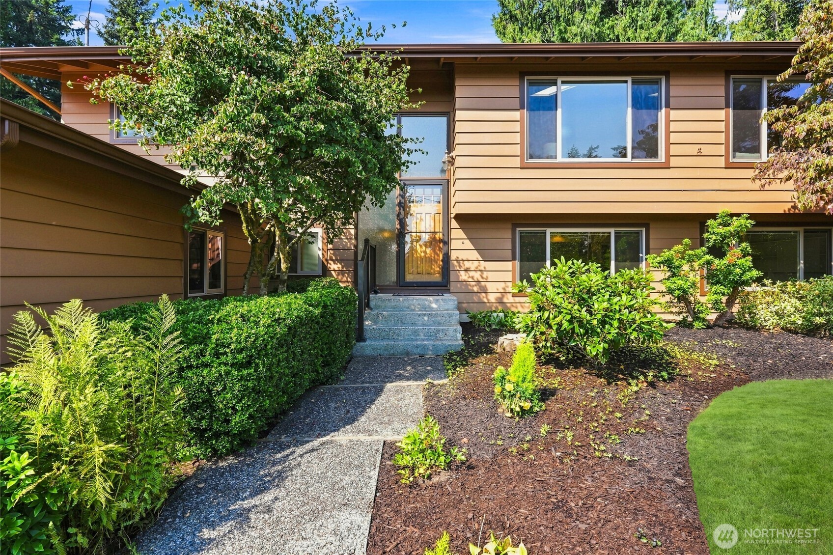 22118 78th Place Property Photo 3