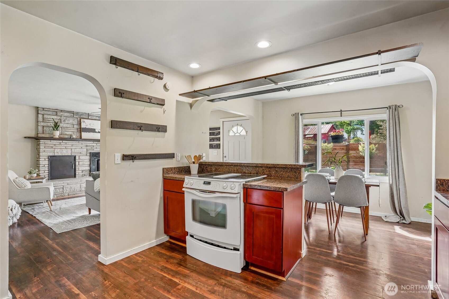 6605 Sidney Road Property Photo 10