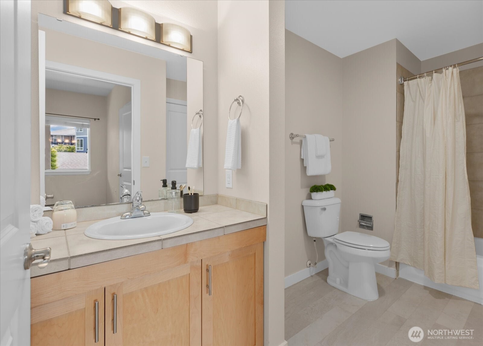 3901 243rd Place O103 Property Photo 15