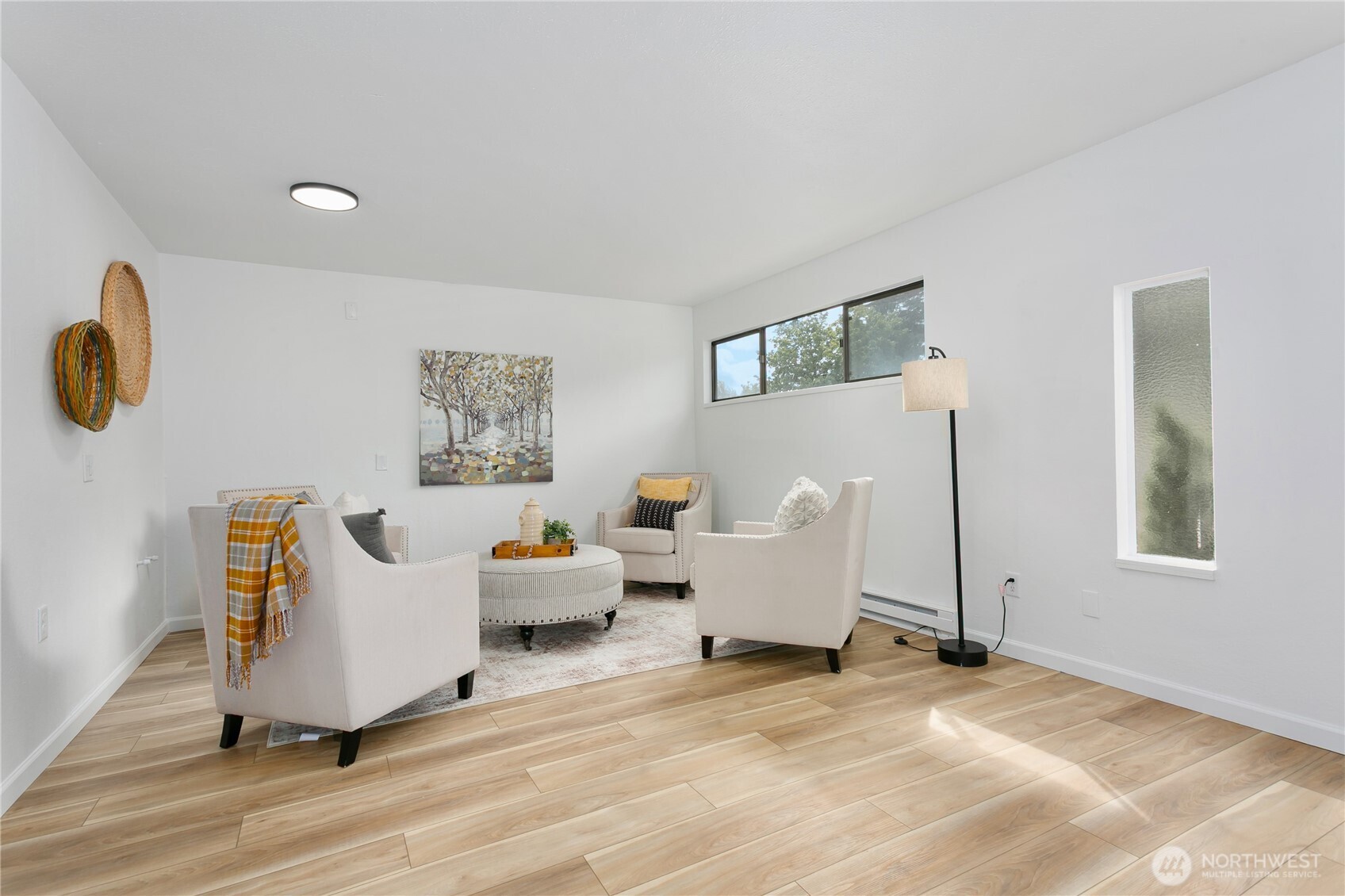 312 S Iron Property Photo 4