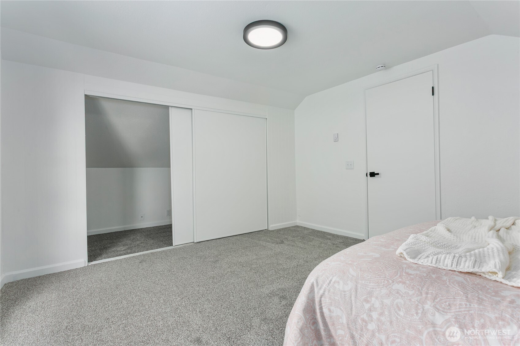 312 S Iron Property Photo 27
