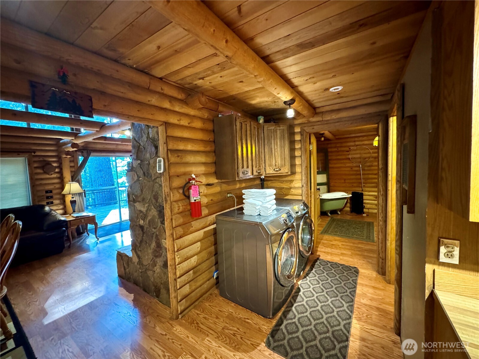 17792 North Shore Drive Property Photo 9