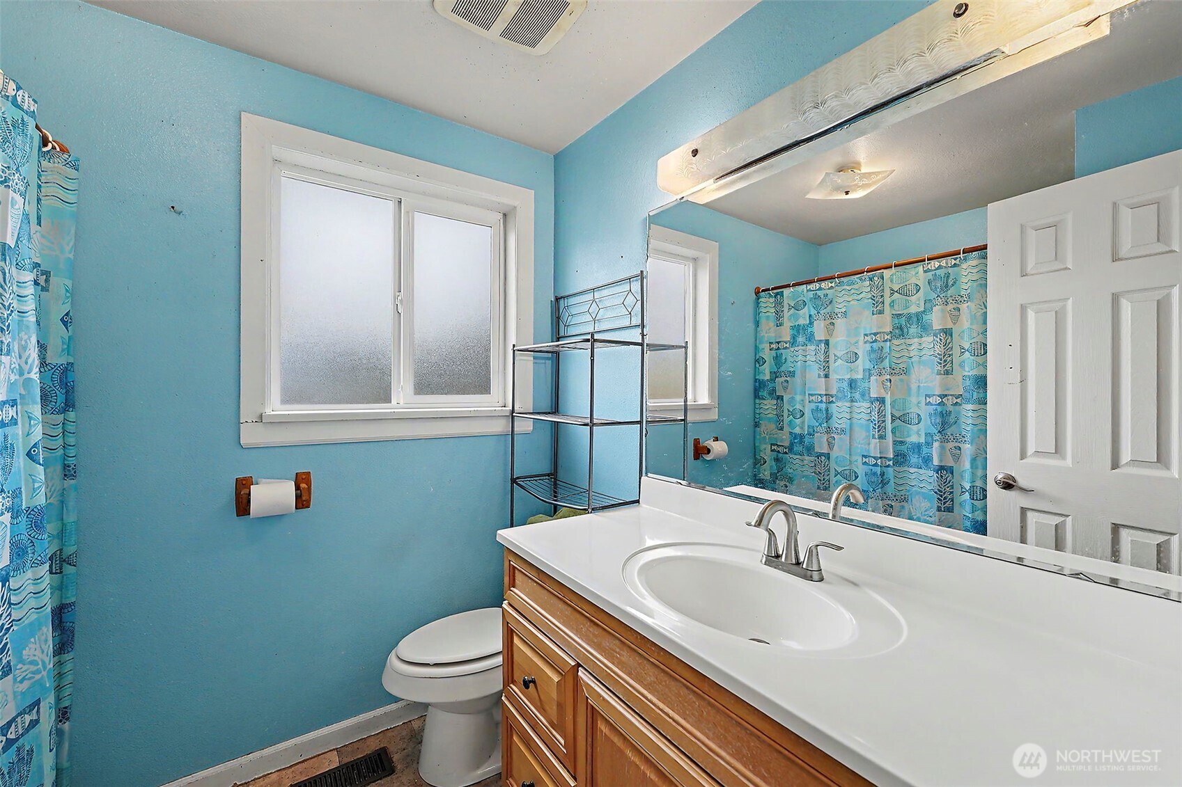 8718 107th St E Property Photo 12