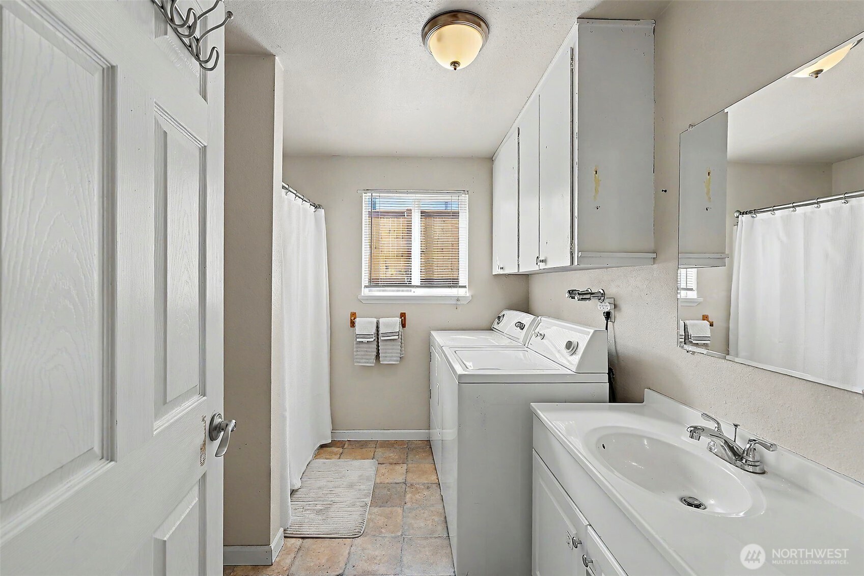 8718 107th St E Property Photo 19