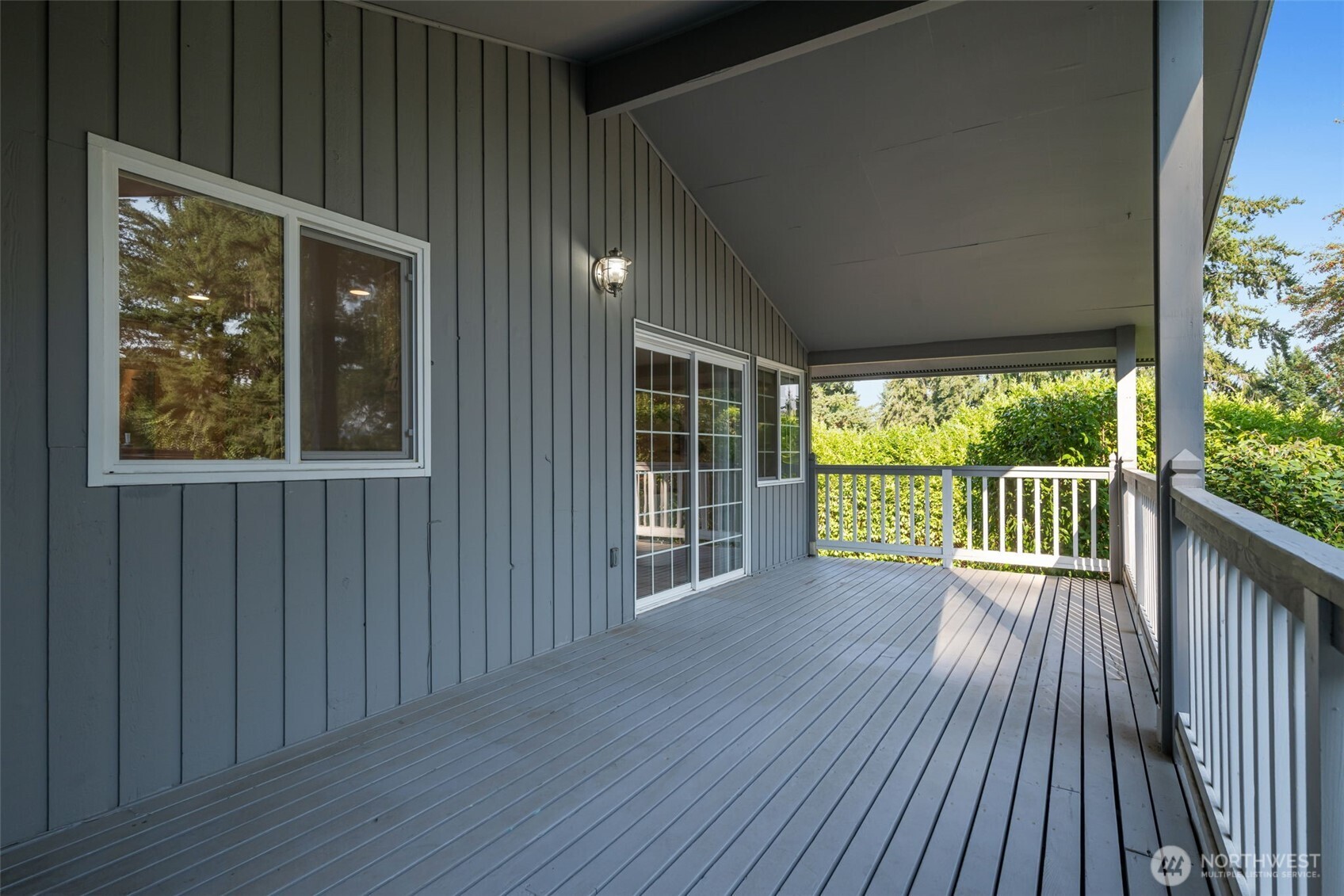 136 128th Avenue Property Photo 32