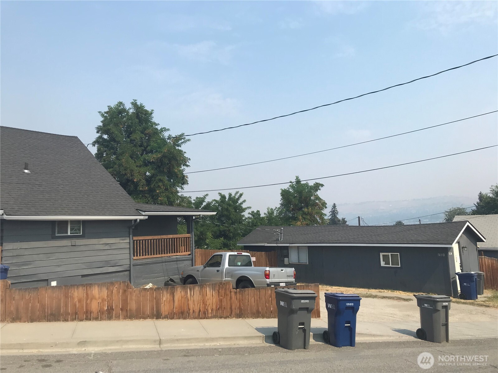 541 Walker Avenue Property Photo 4