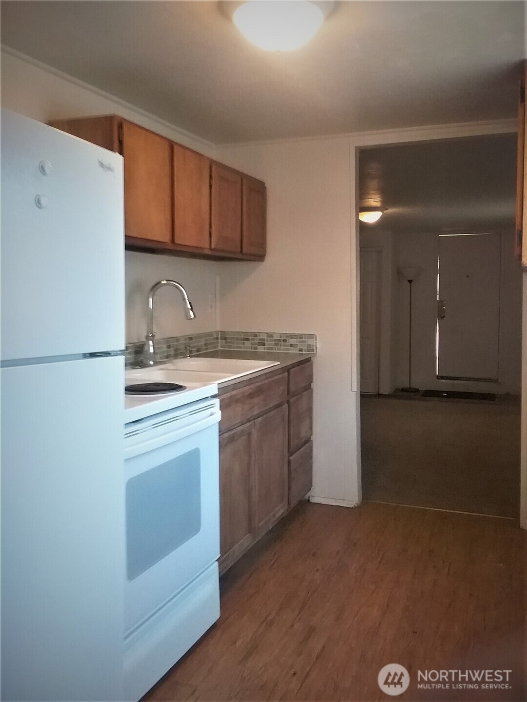 541 Walker Avenue Property Photo 8