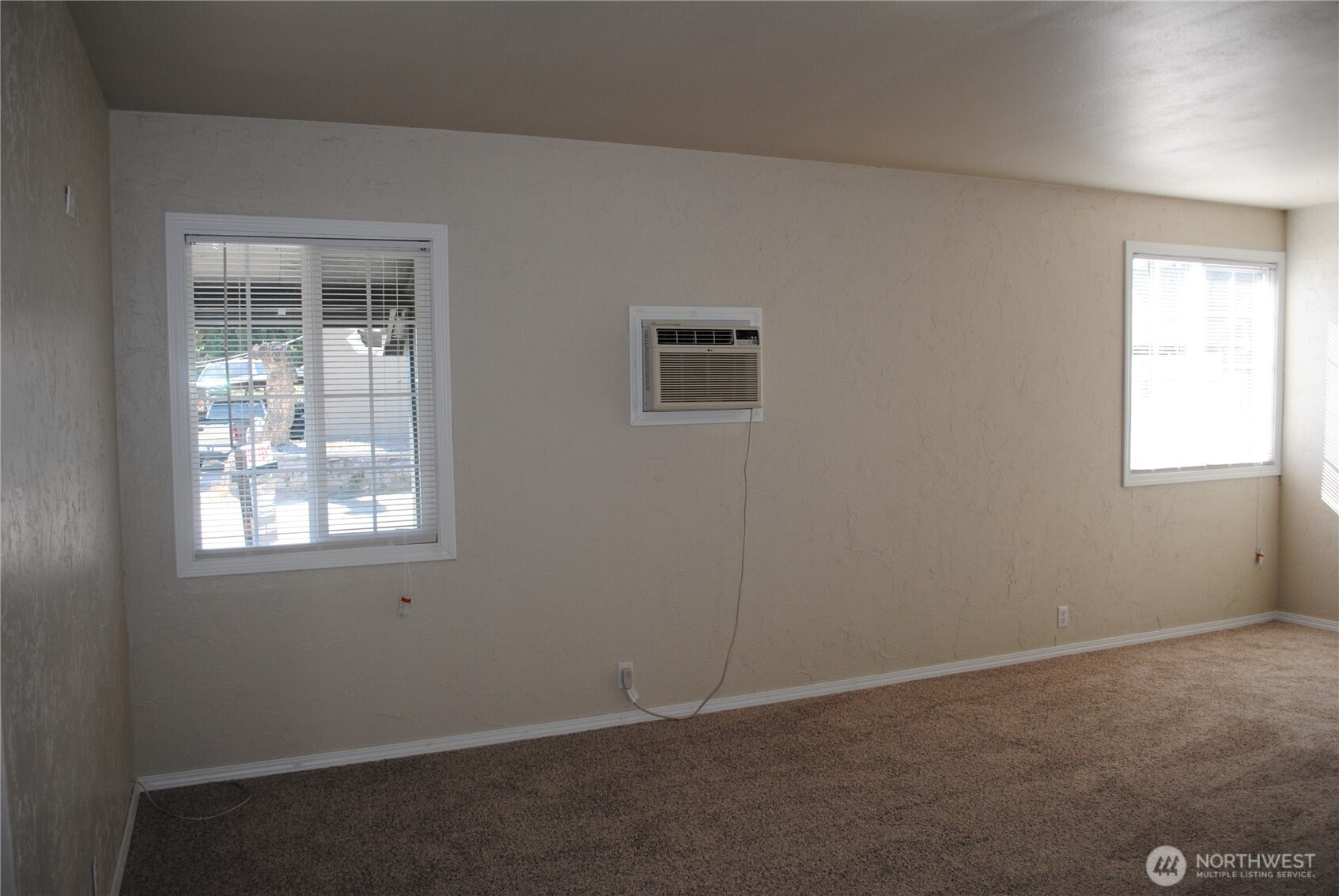 541 Walker Avenue Property Photo 11