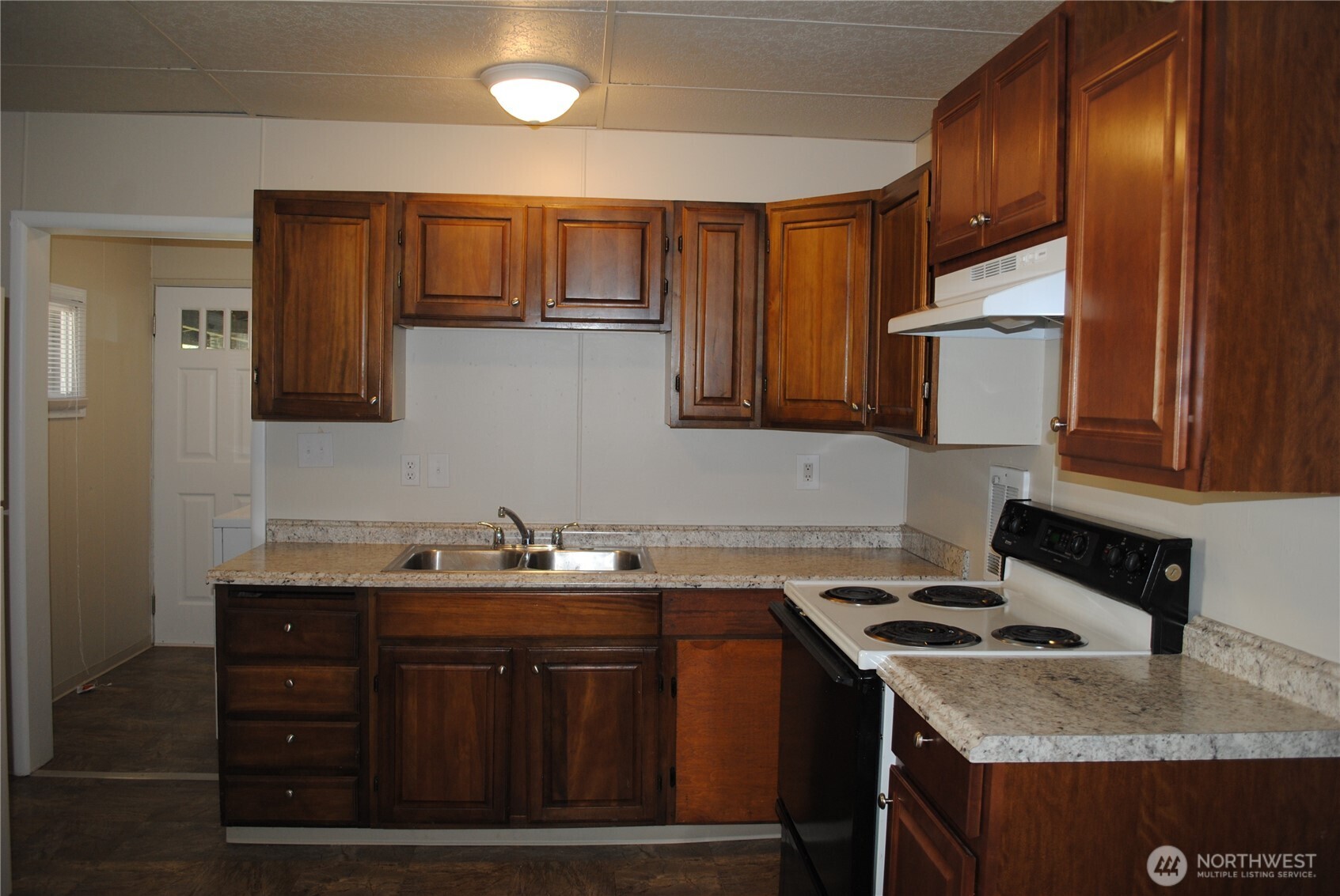 541 Walker Avenue Property Photo 16