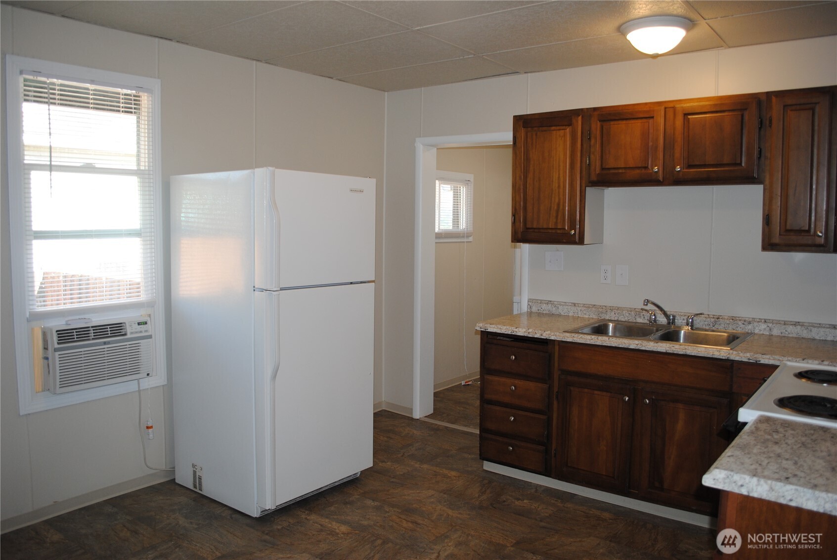 541 Walker Avenue Property Photo 17