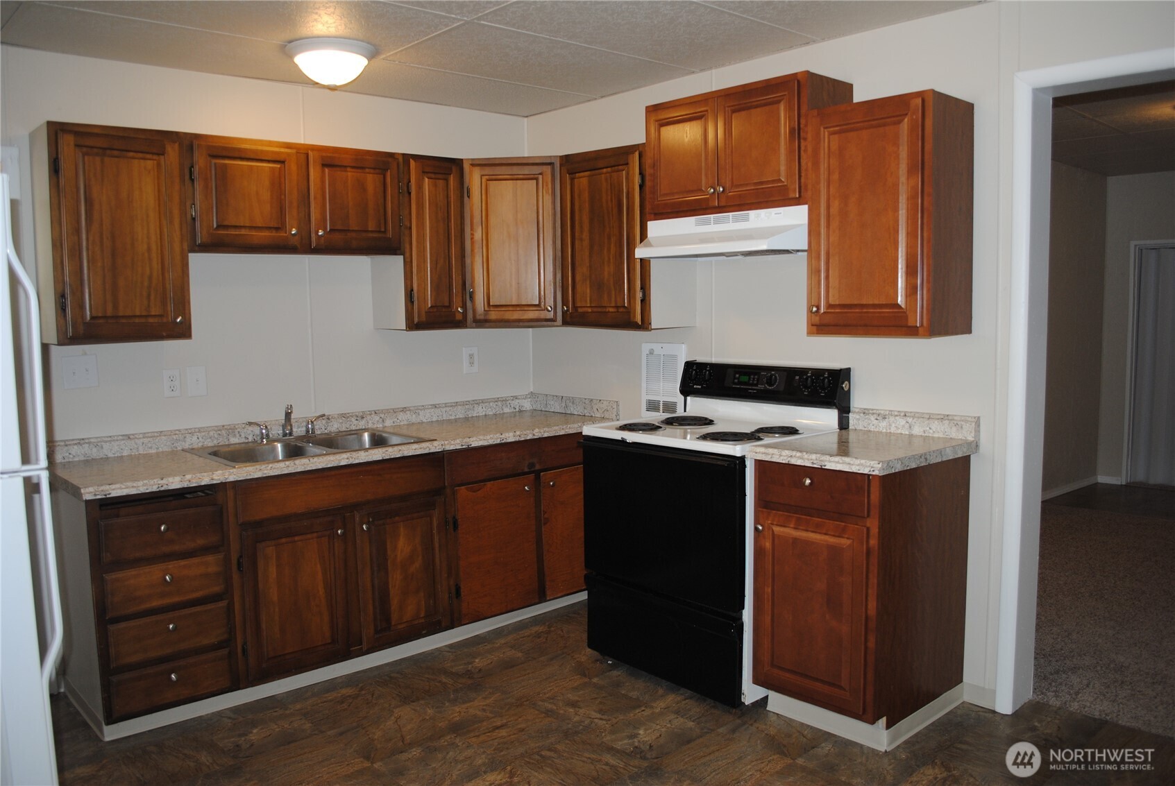 541 Walker Avenue Property Photo 18