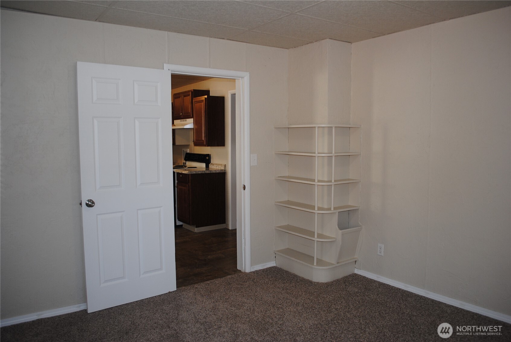 541 Walker Avenue Property Photo 22