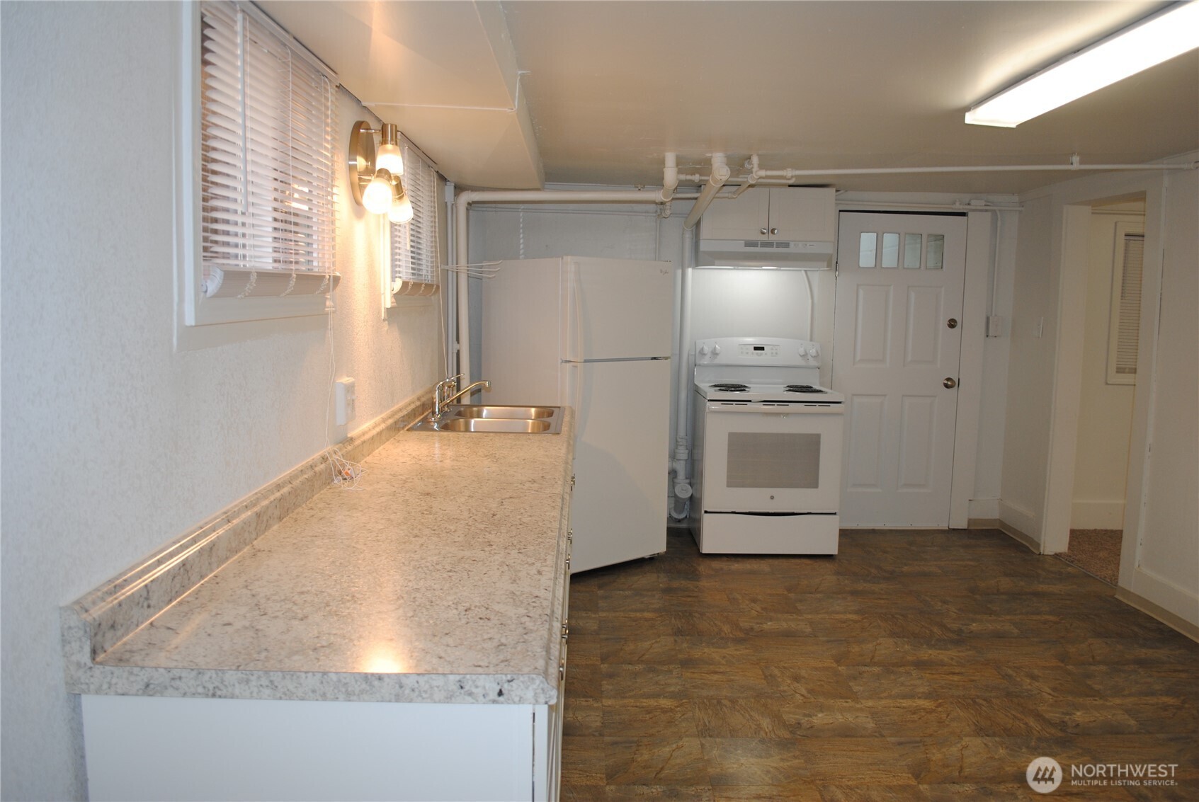 541 Walker Avenue Property Photo 30
