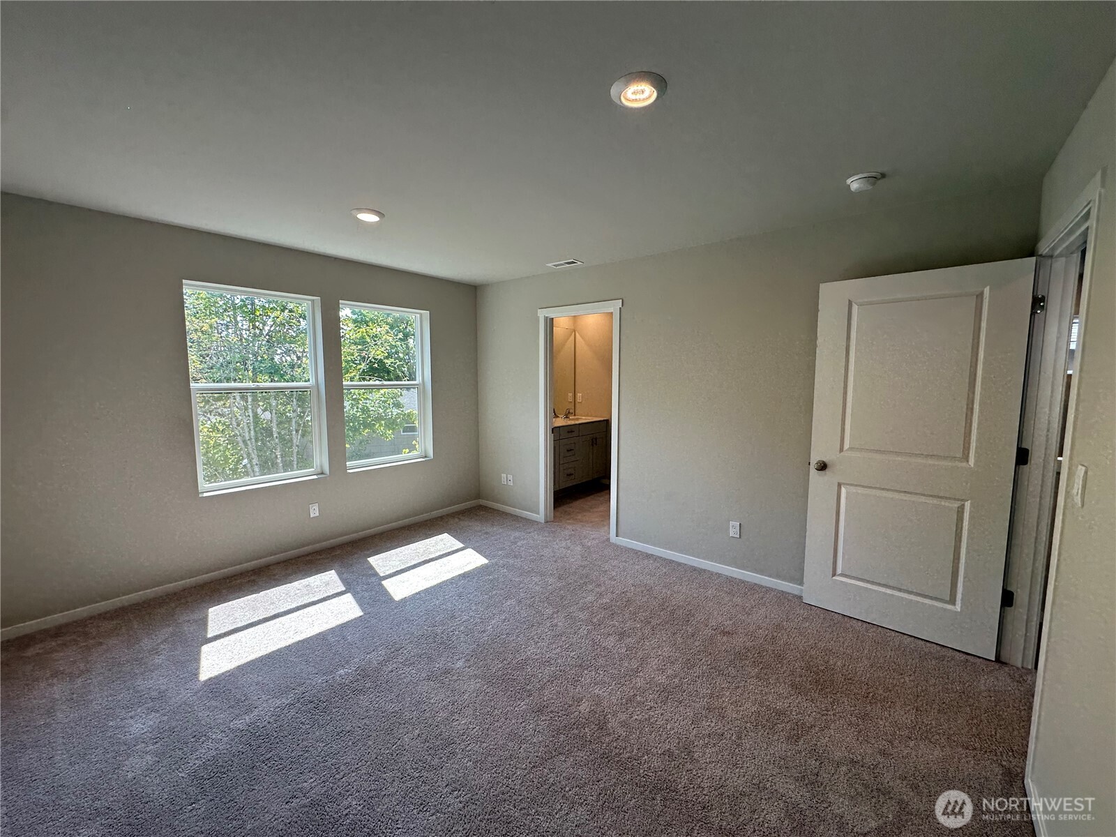 117 17th Drive Property Photo 9