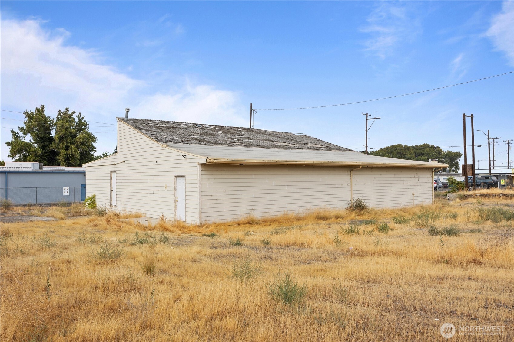 209 N Washington Street Property Photo 5
