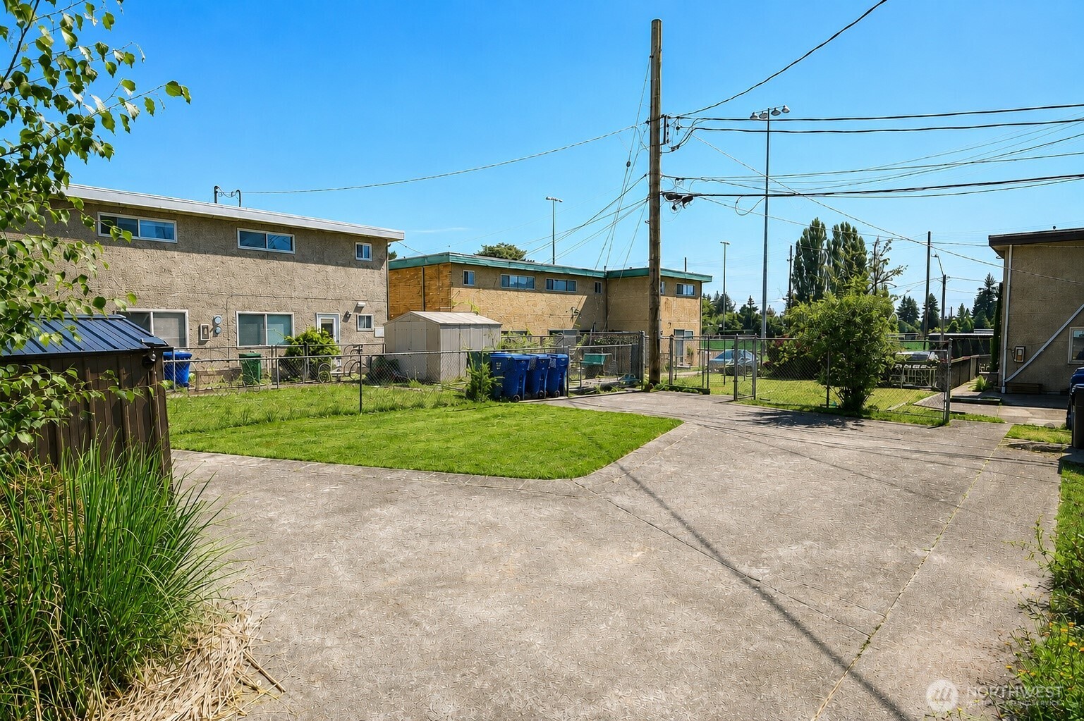 9208 Ashworth Avenue Property Photo 2