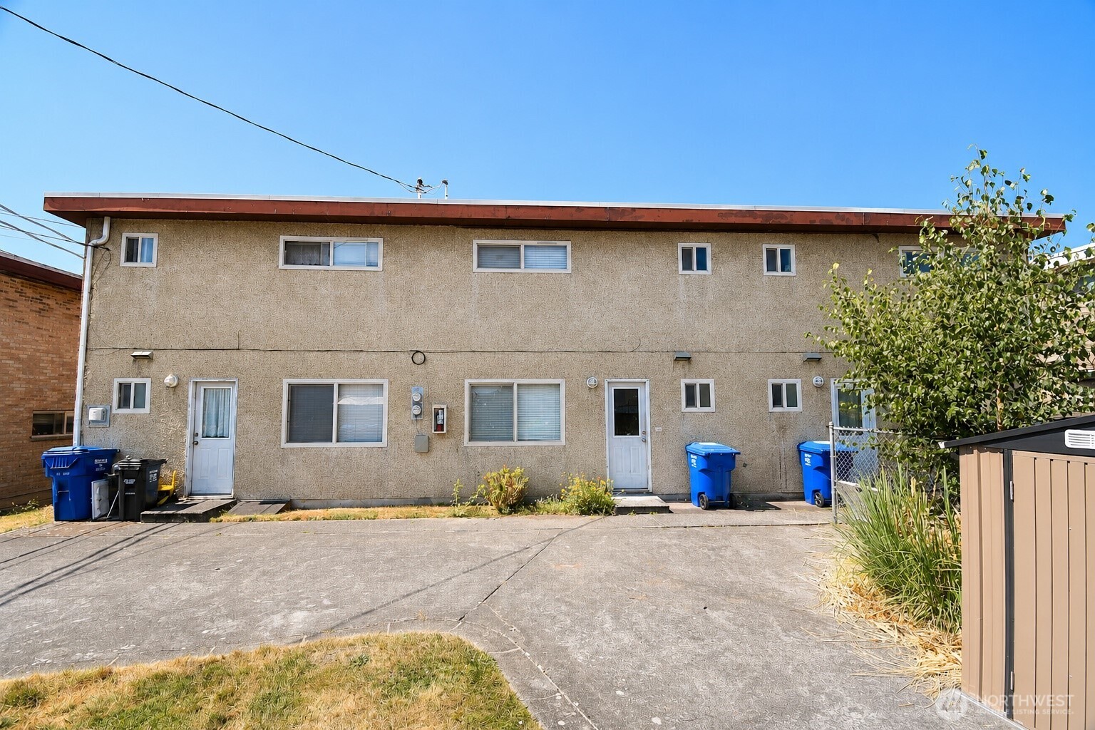 9208 Ashworth Avenue Property Photo 3