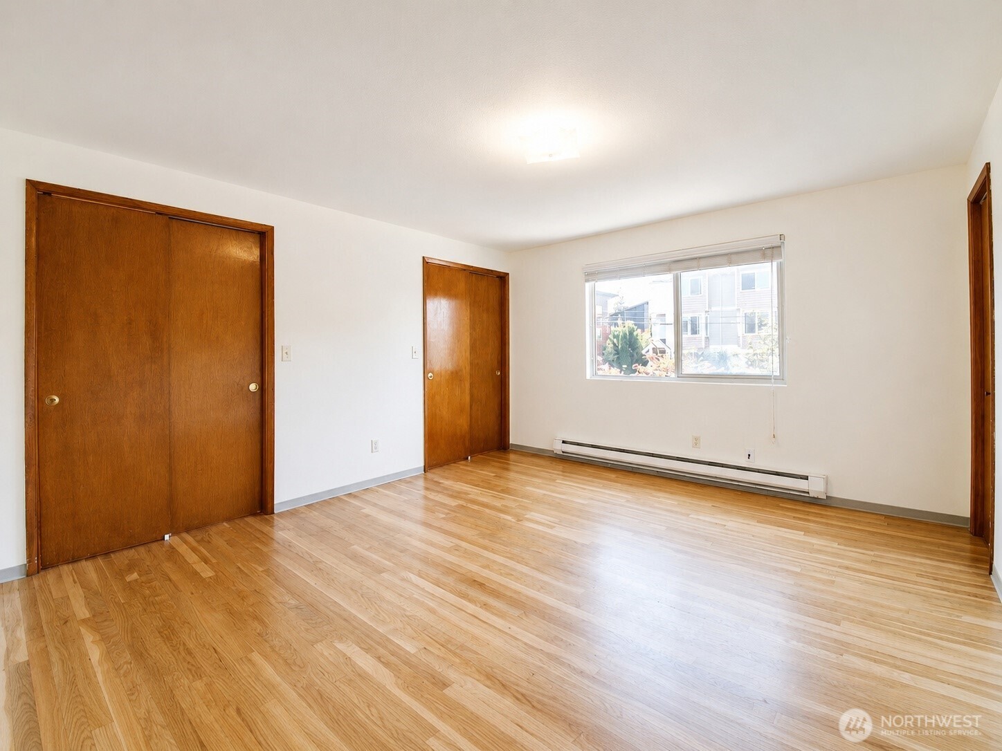 9208 Ashworth Avenue Property Photo 9