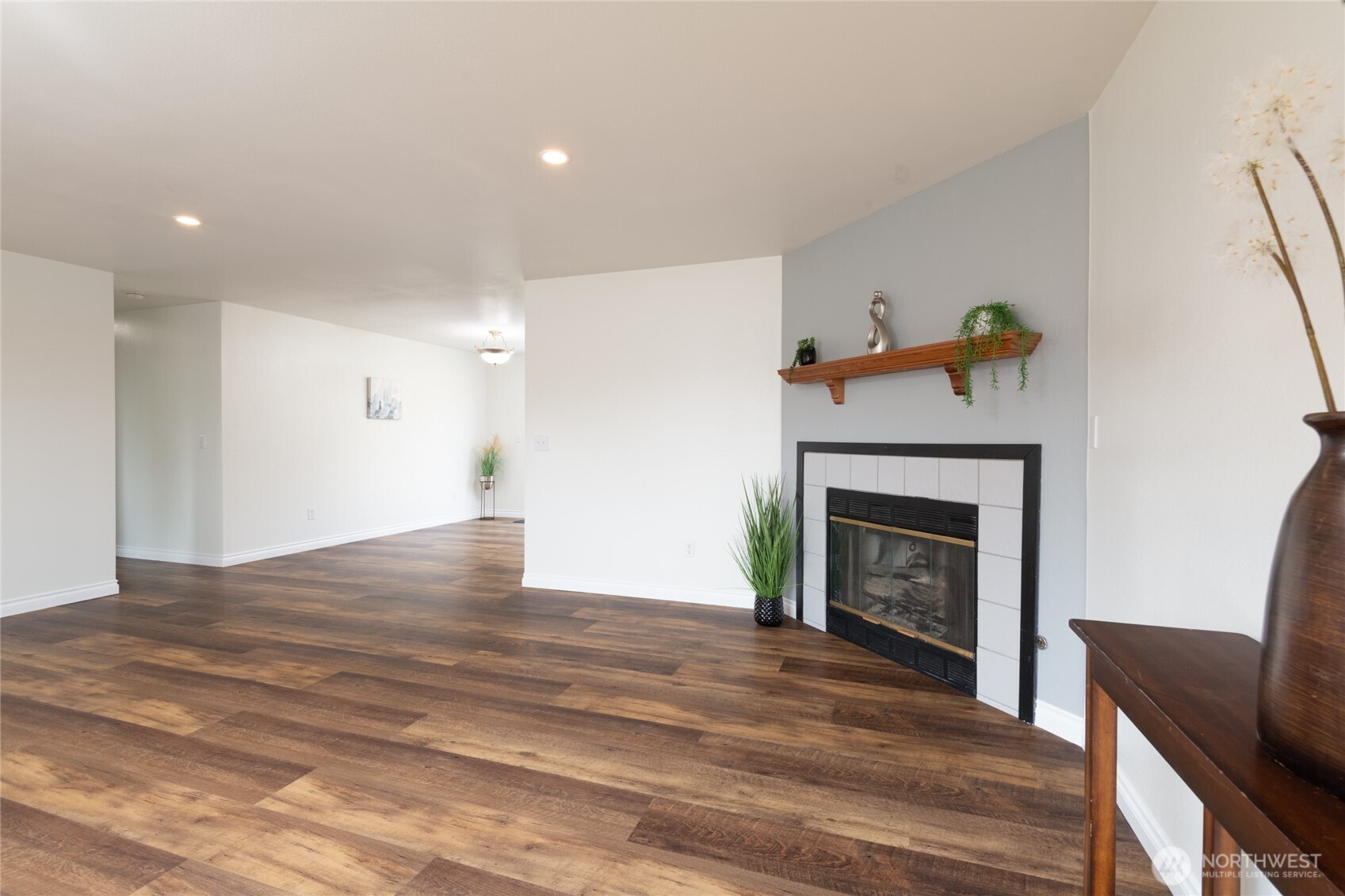 706 Cultus Mountain Drive Property Photo 10