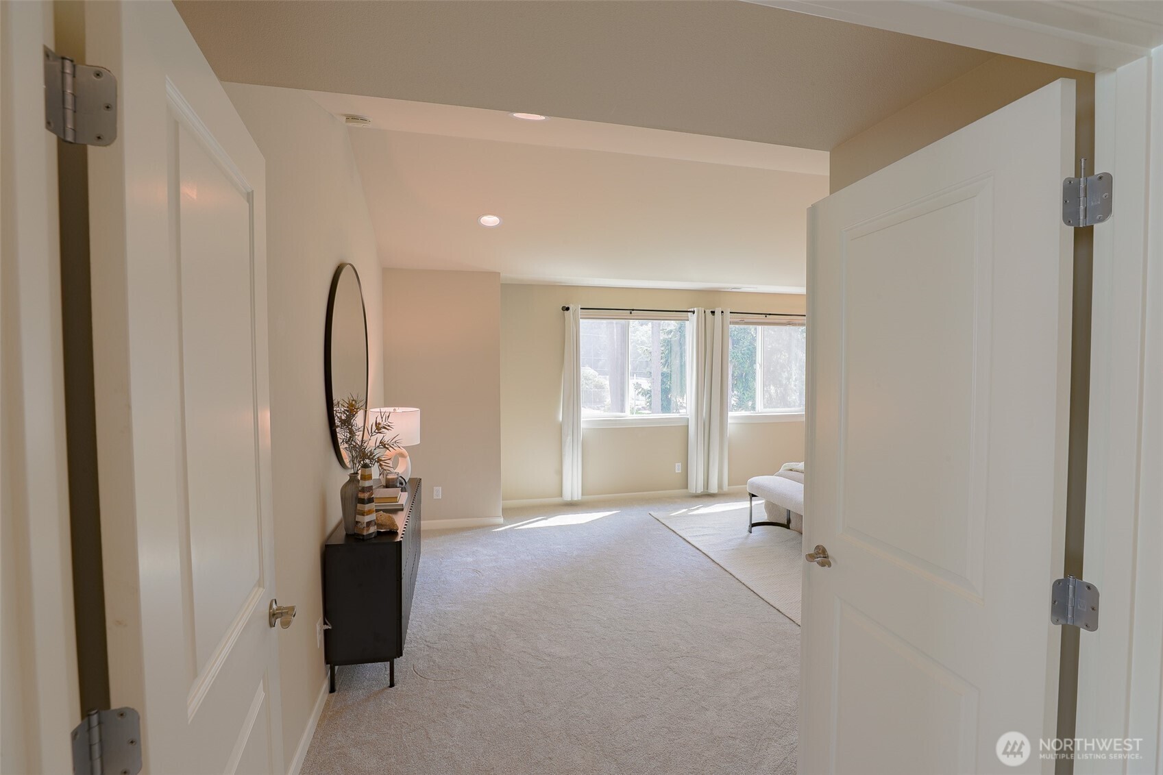 208 Ilwaco Place Property Photo 12