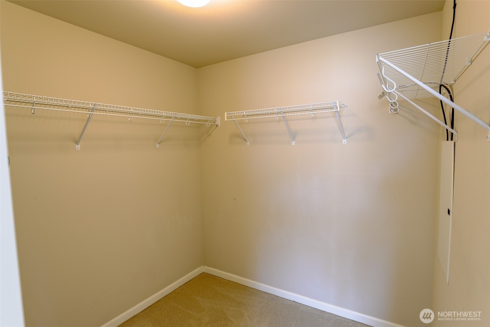 208 Ilwaco Place Property Photo 21