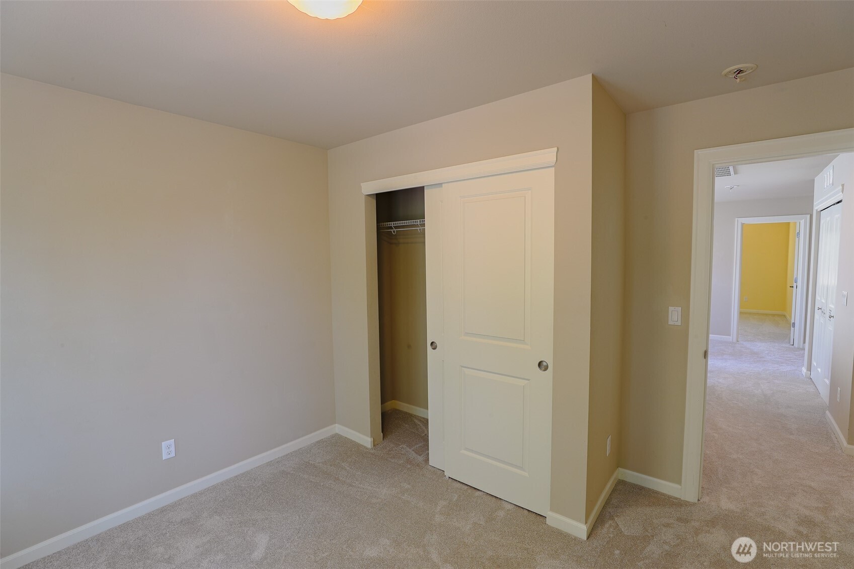 208 Ilwaco Place Property Photo 30