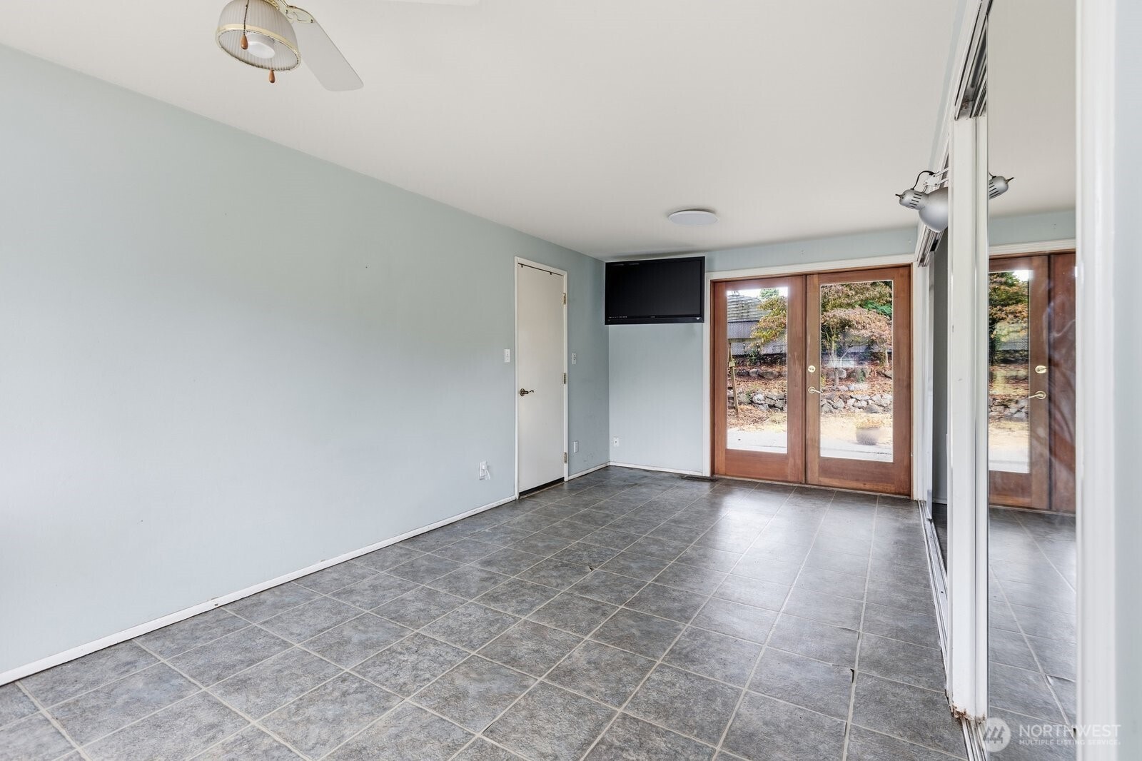 15634 Ne 1st Place Property Photo 18