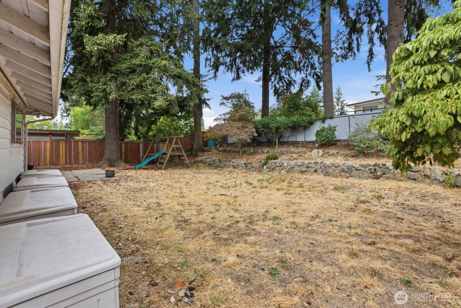 15634 Ne 1st Place Property Photo 21