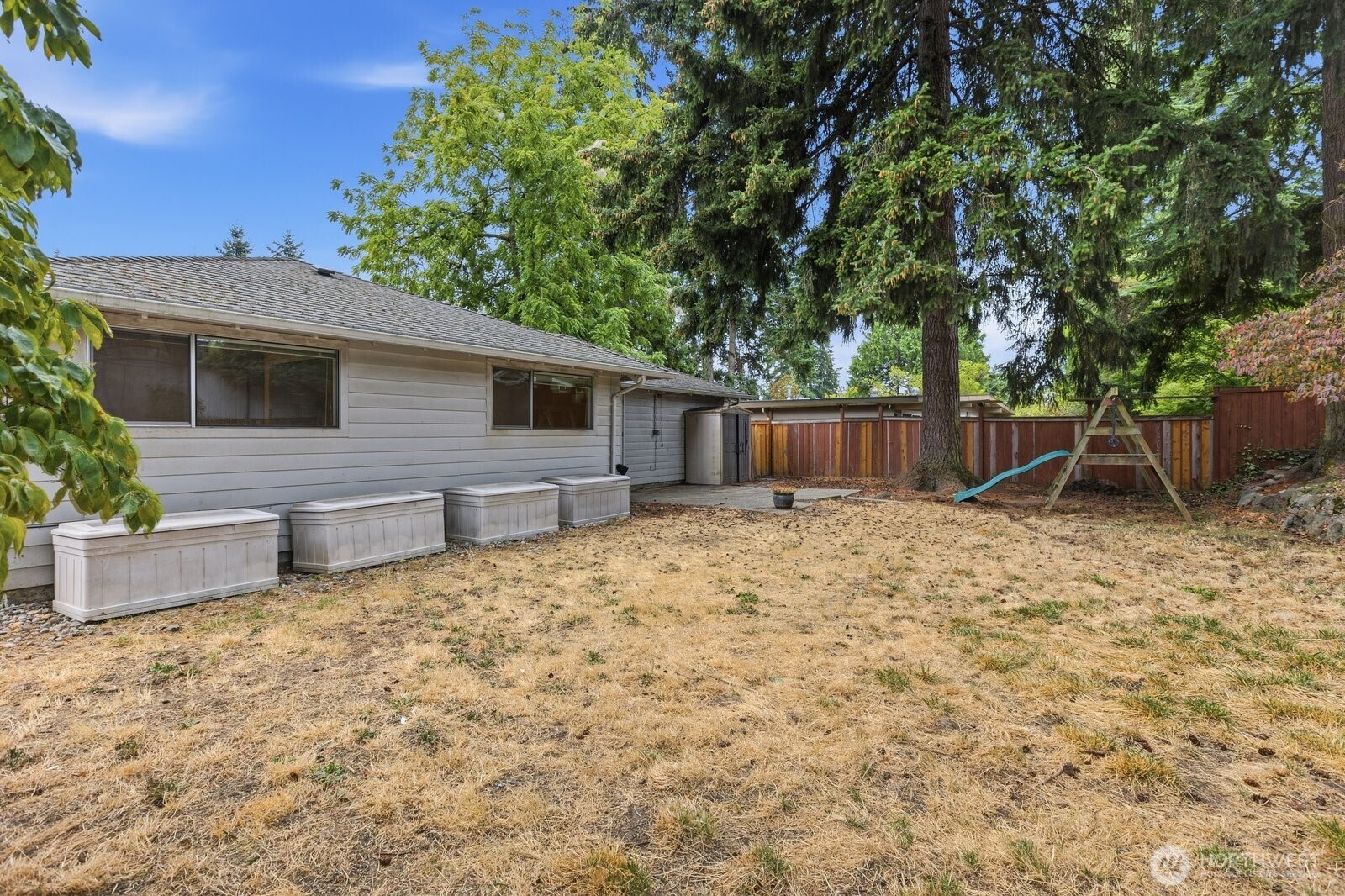 15634 Ne 1st Place Property Photo 22