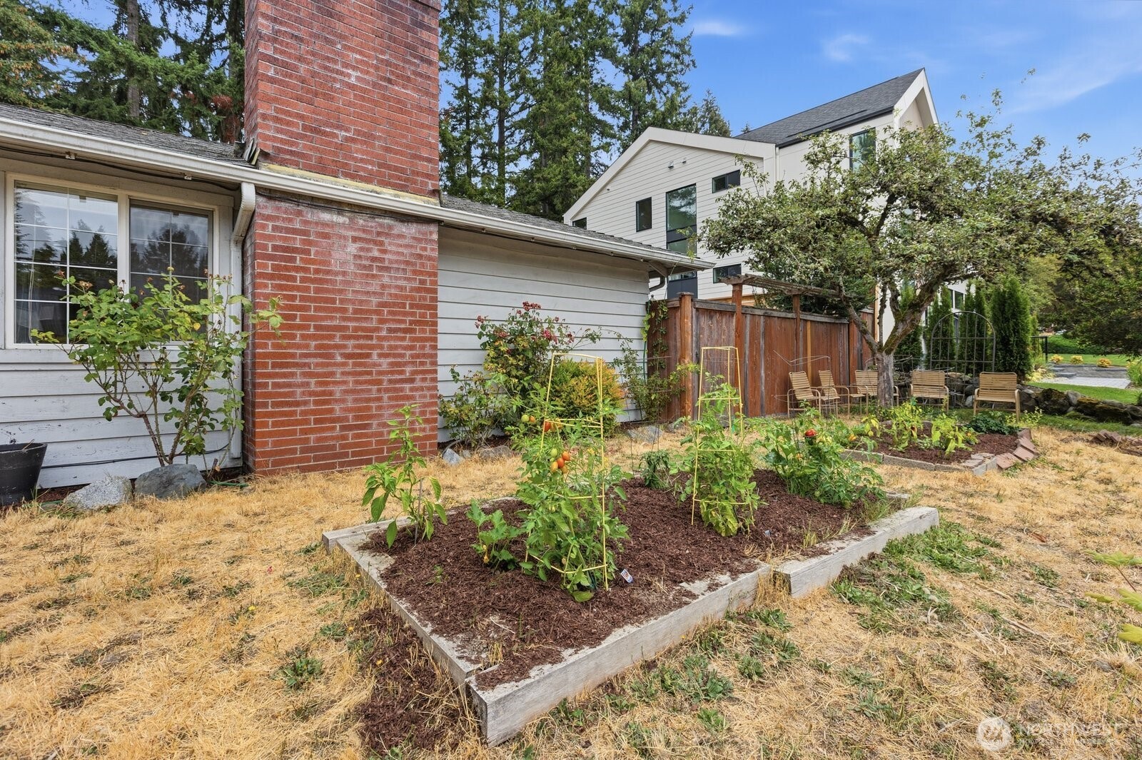 15634 Ne 1st Place Property Photo 26
