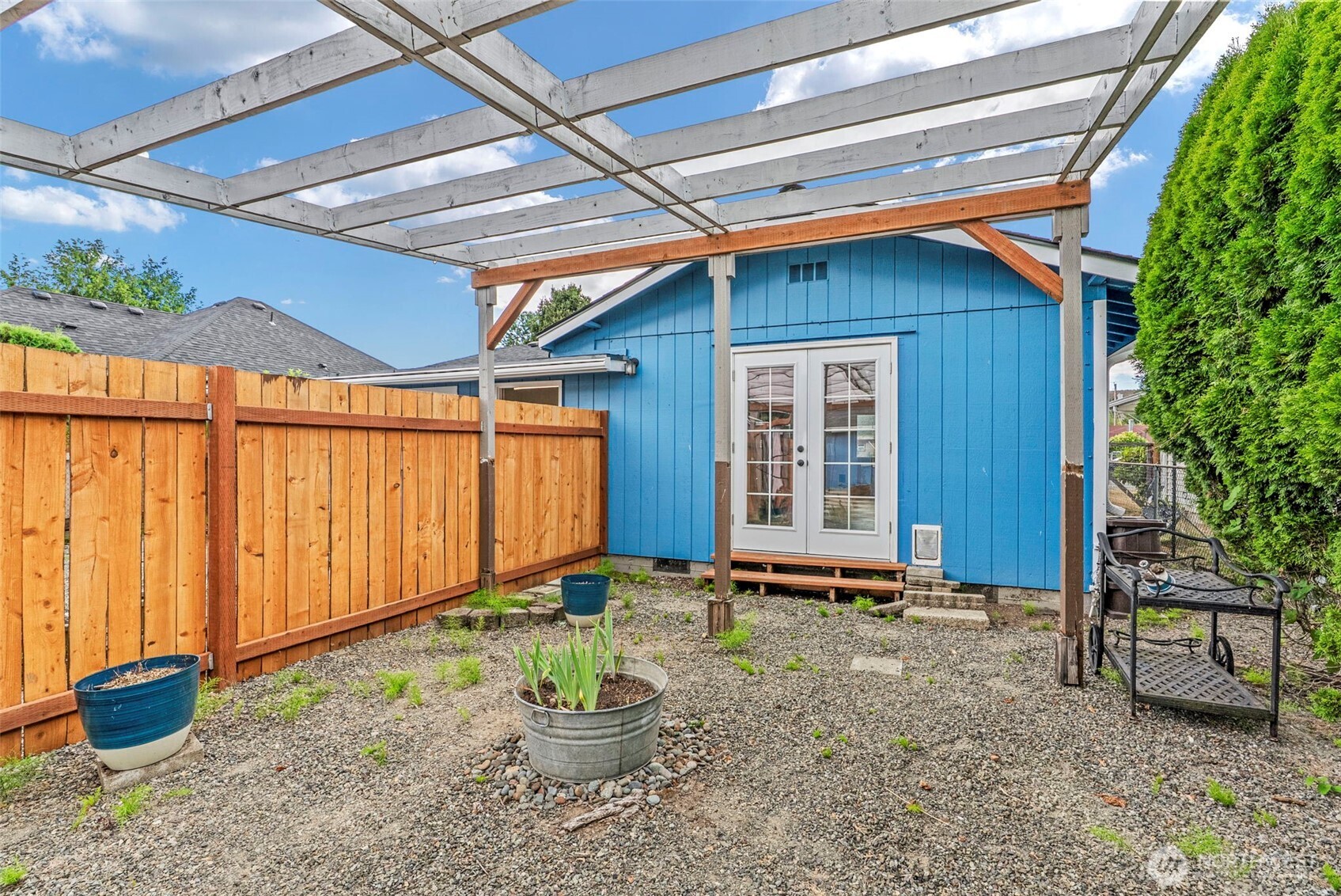 508 Morse Street Property Photo 24