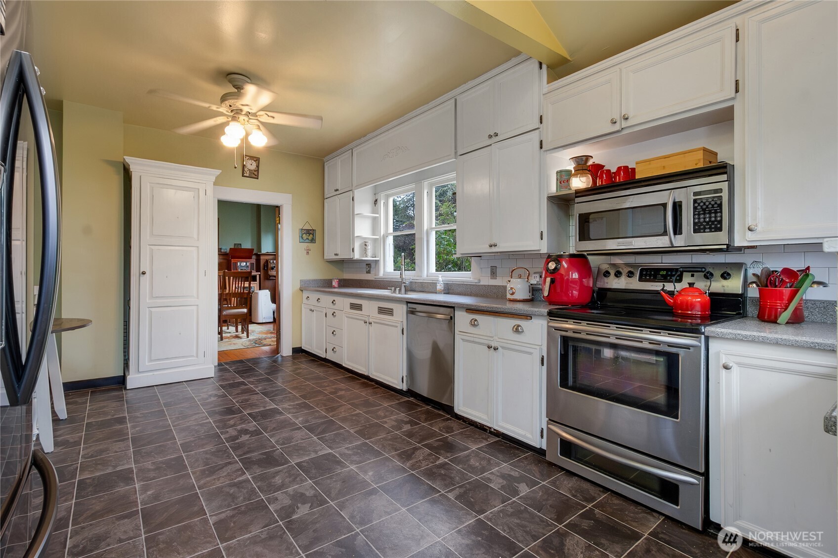 508 5th Street Property Photo 11