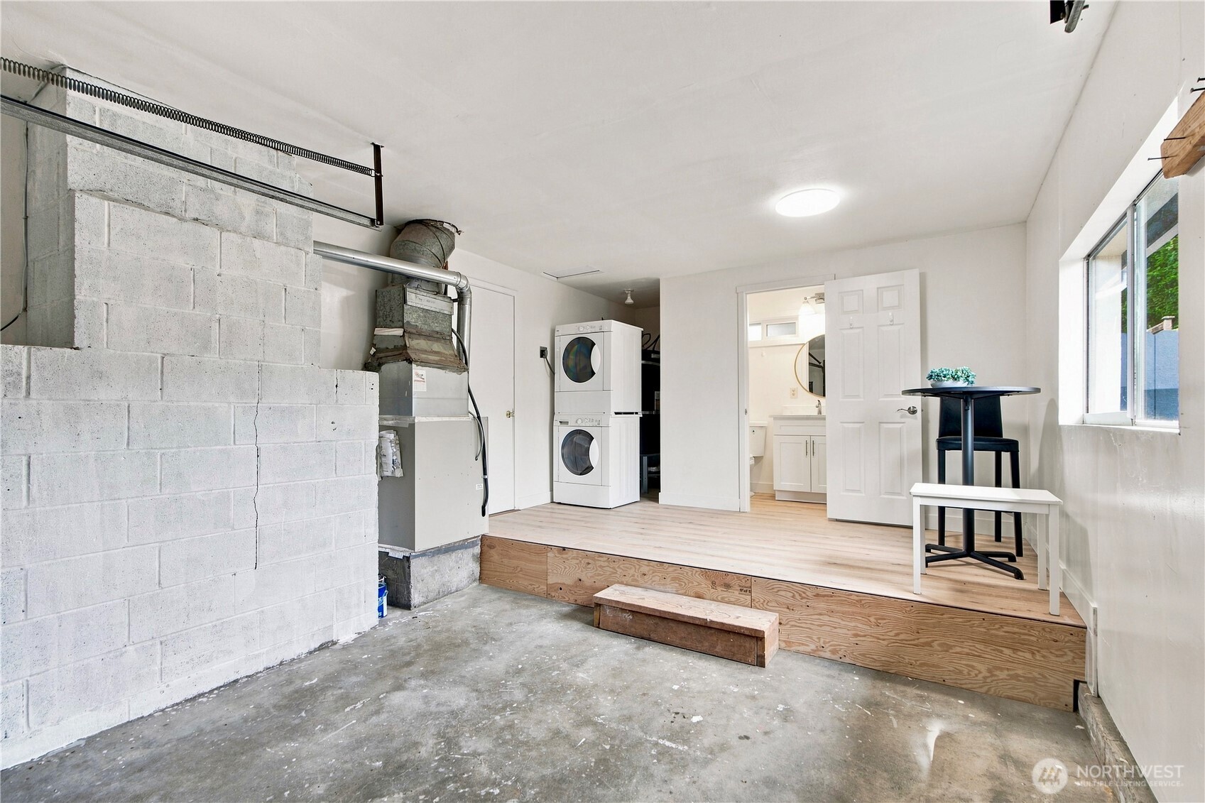 2525 Edmonds Avenue Property Photo 15