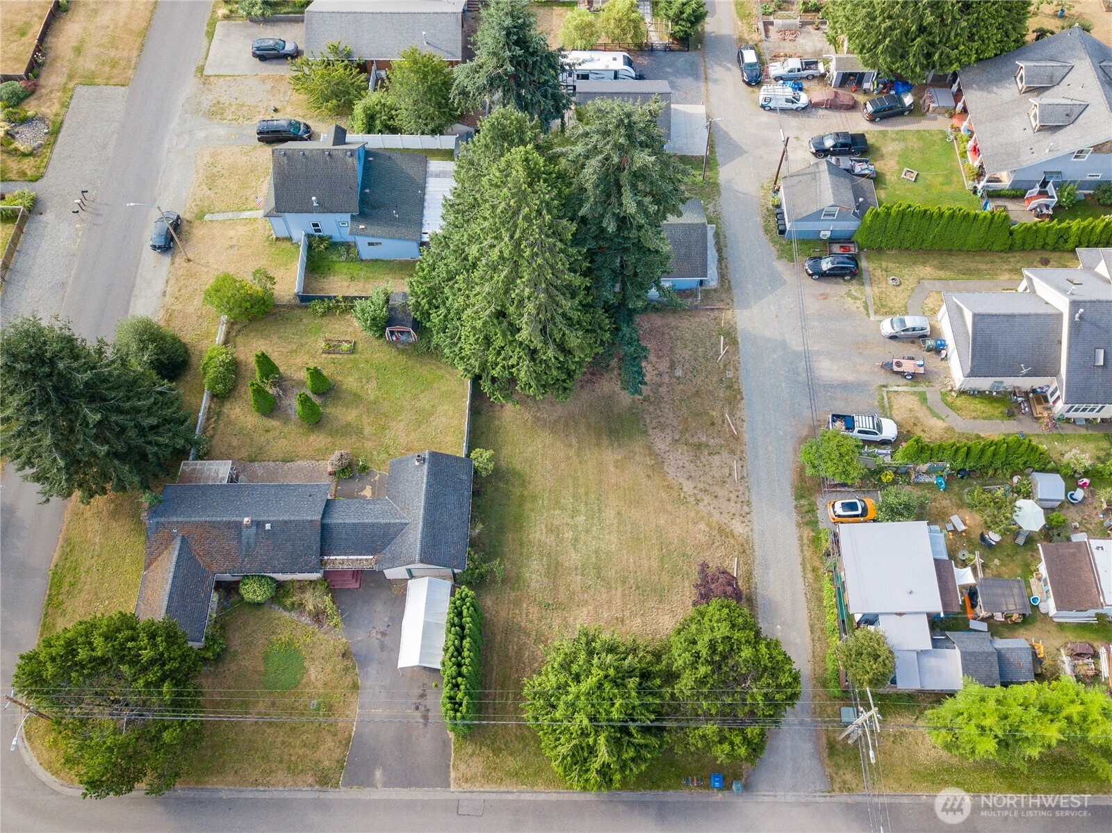 677 A Adelia Street Property Photo 3