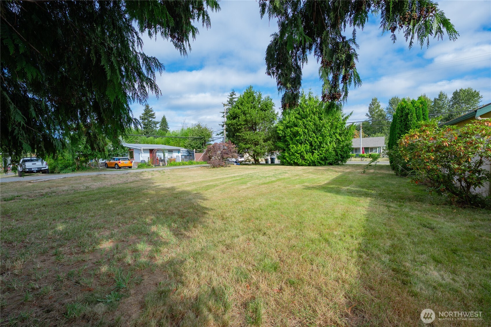 677 A Adelia Street Property Photo 4