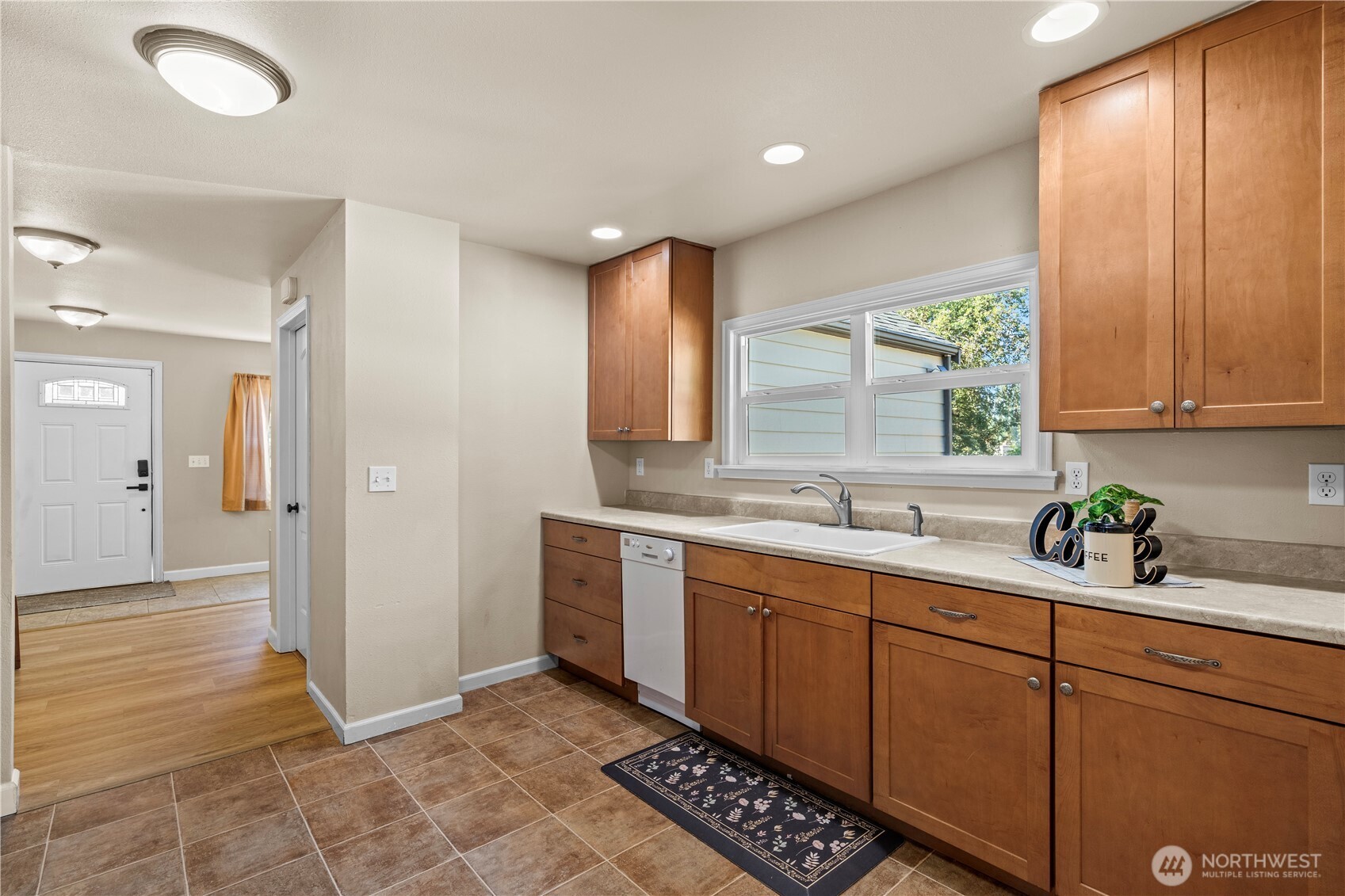 2604 Ne Denny Road Property Photo 10