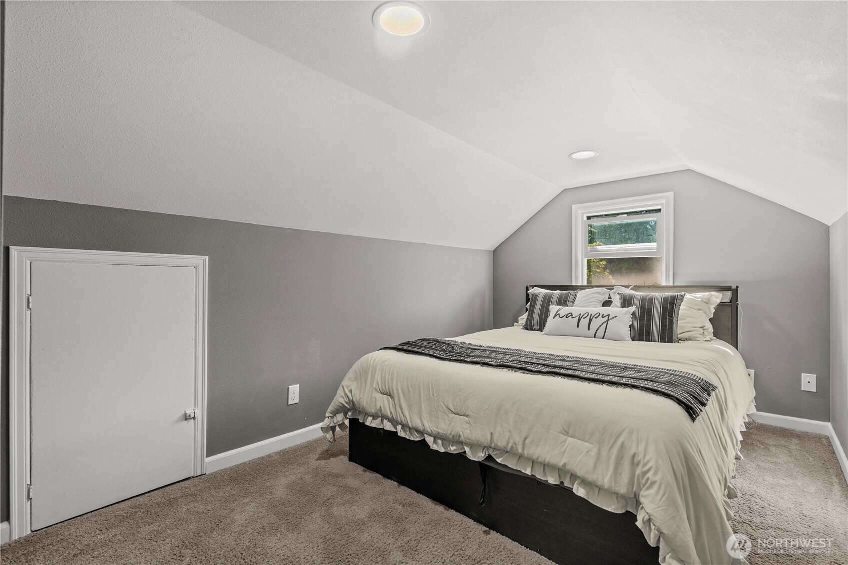 2604 Ne Denny Road Property Photo 19