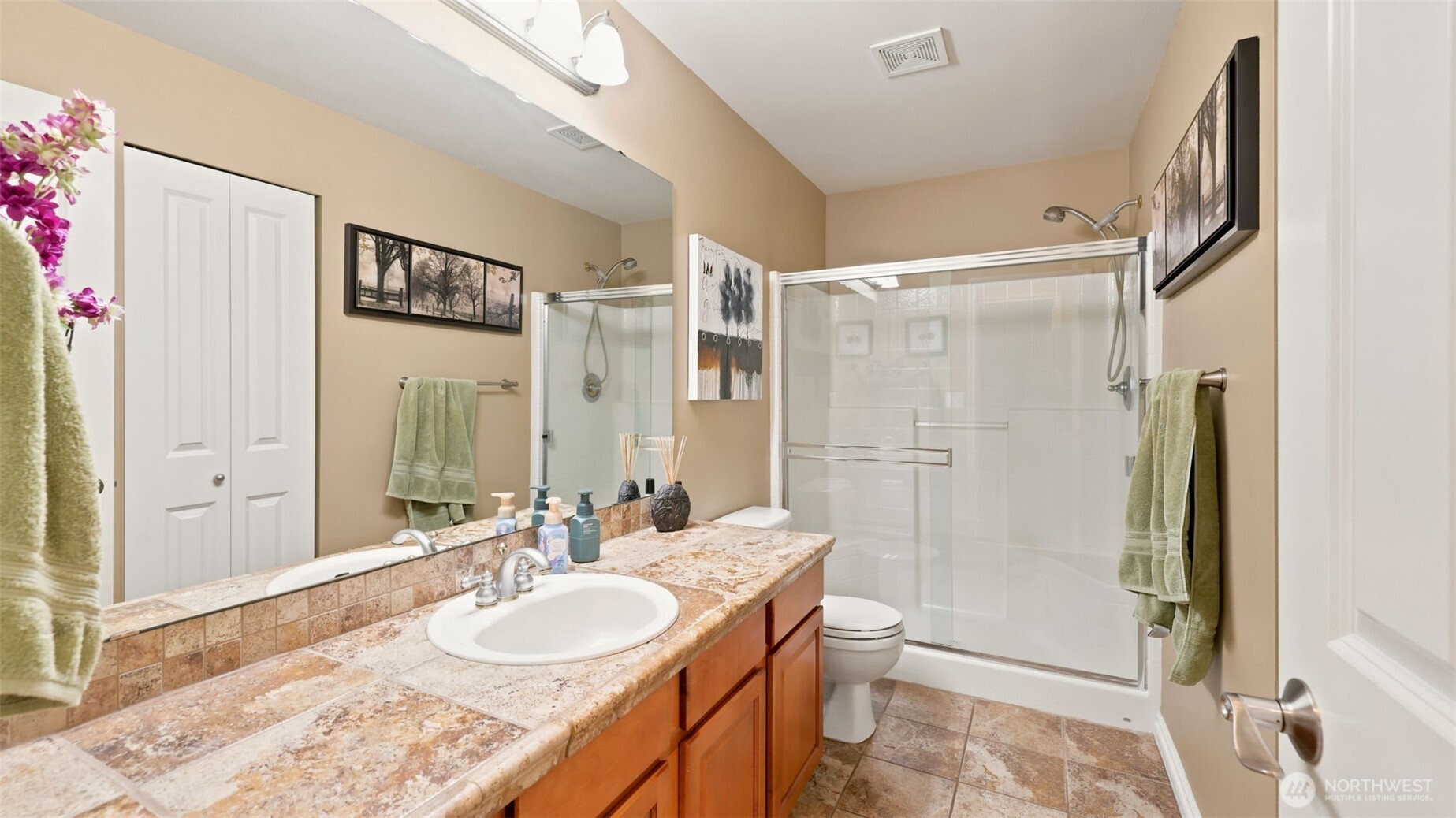 24610 Se 278th Street Property Photo 15