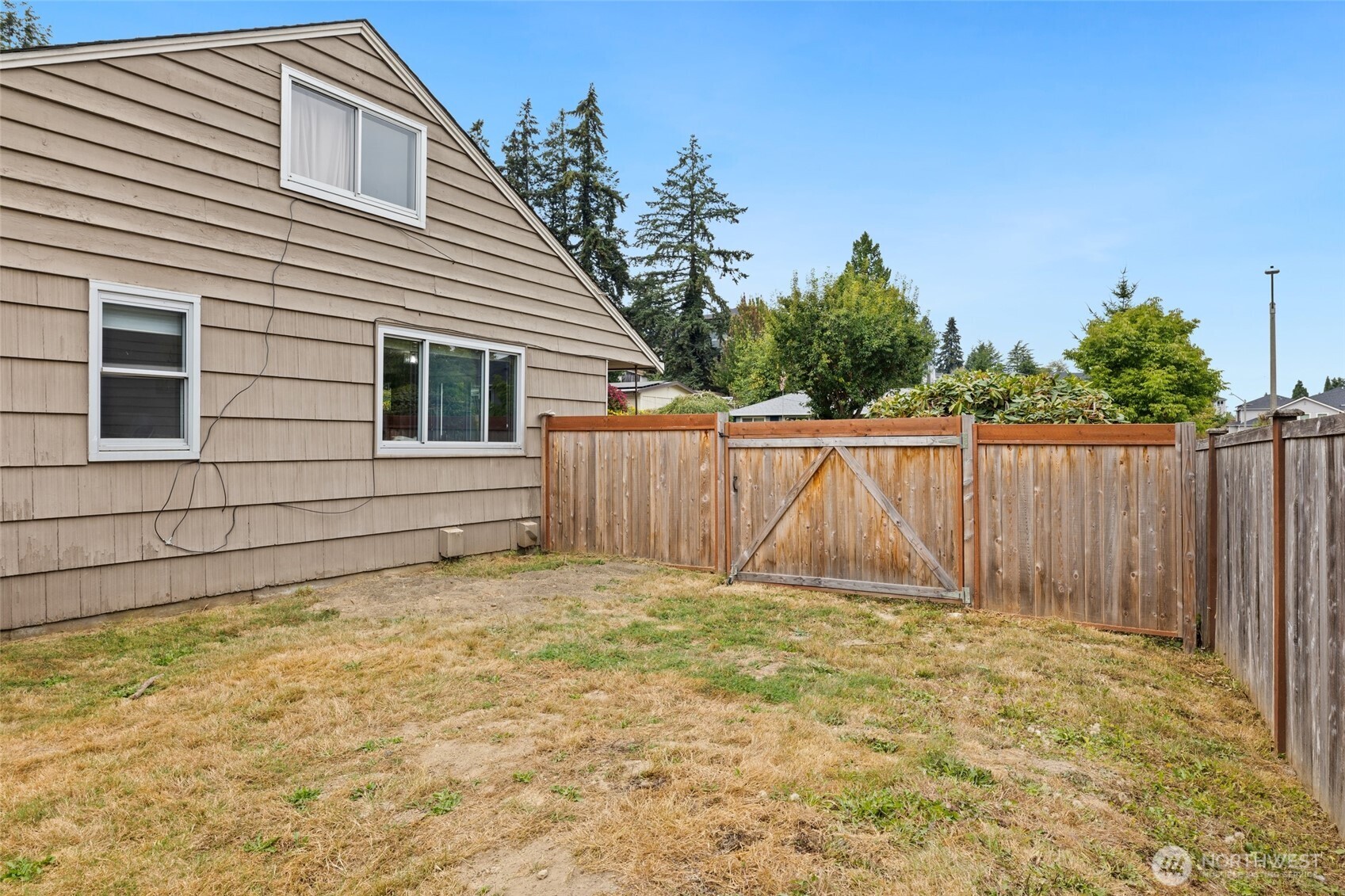 1045 S 197th Street Property Photo 17