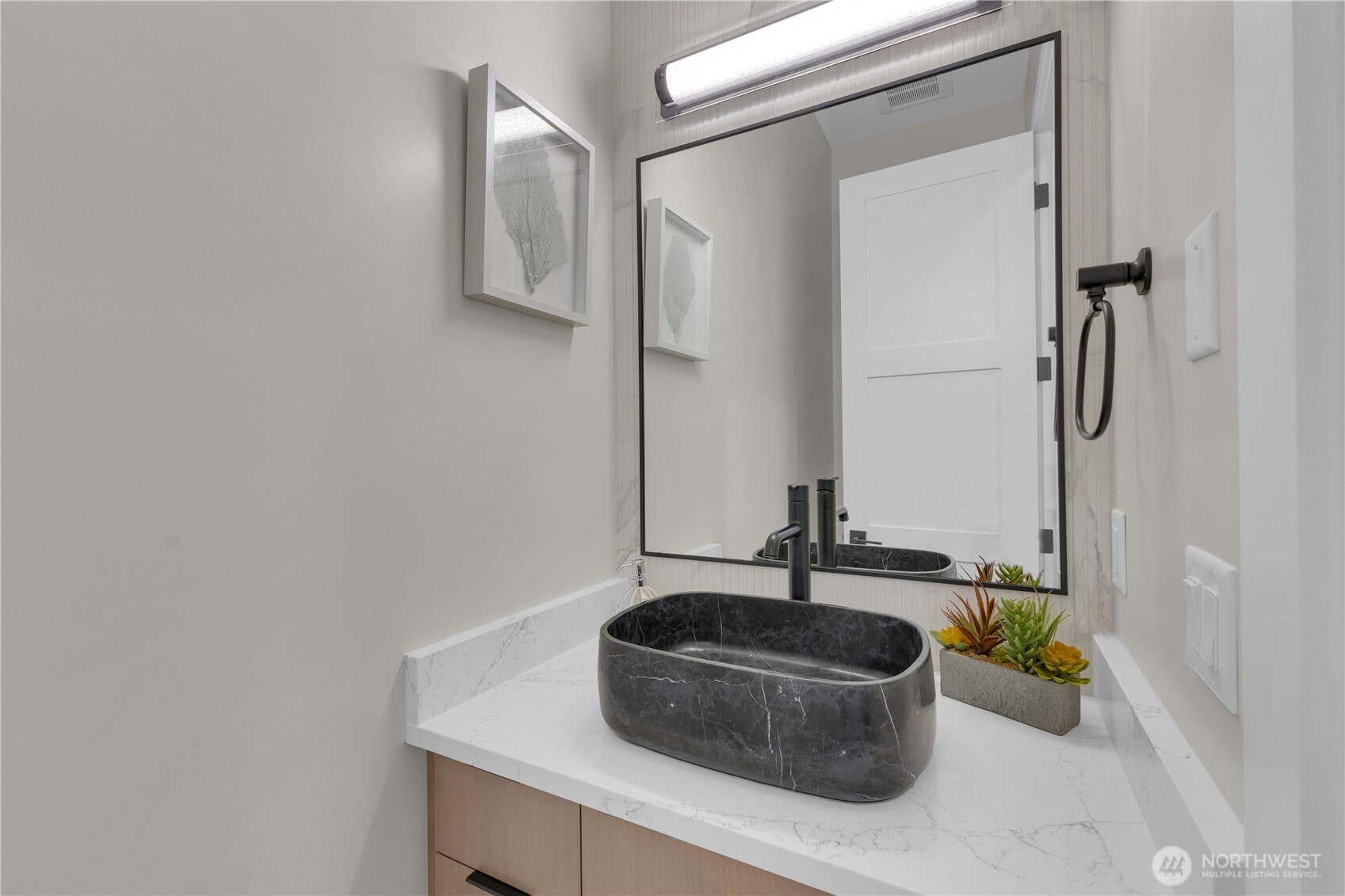 4025 172 Avenue Property Photo 11
