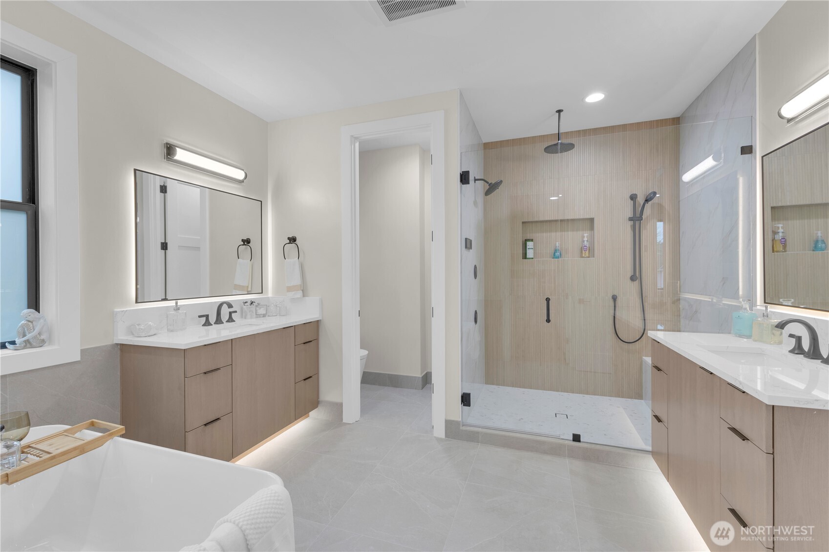 4025 172 Avenue Property Photo 14
