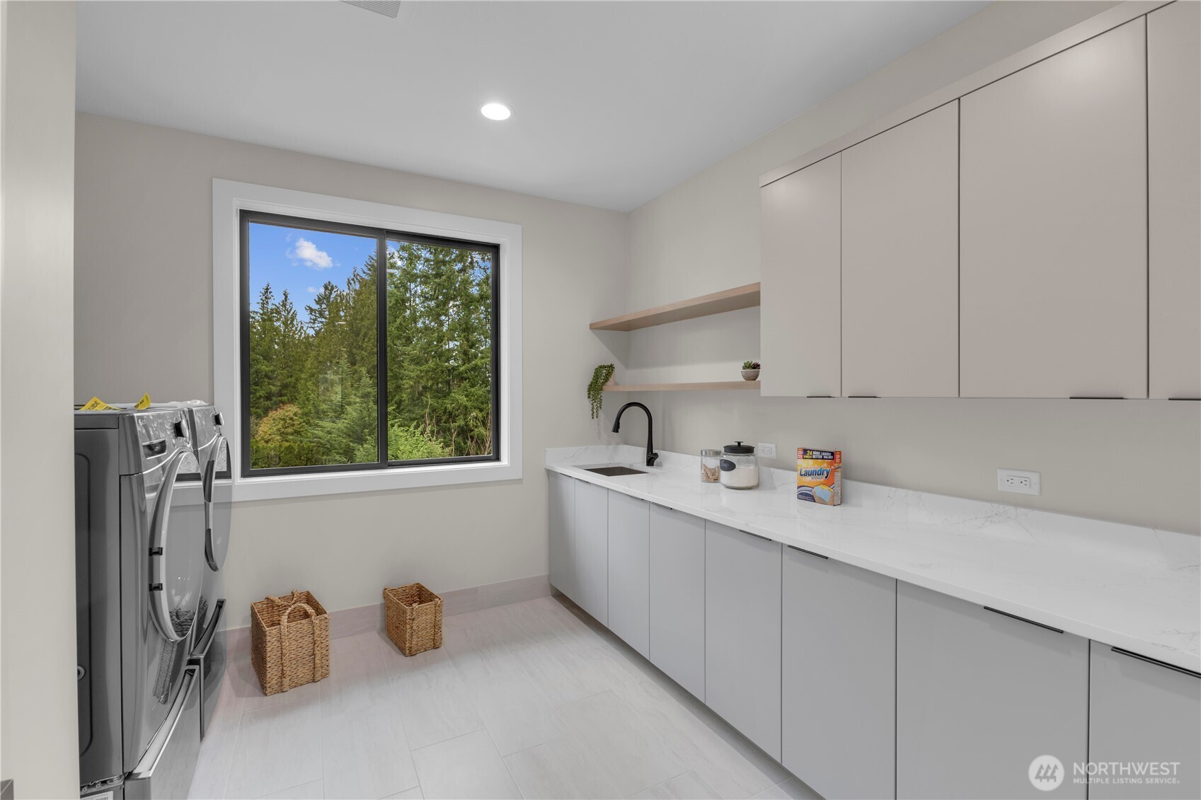 4025 172 Avenue Property Photo 17