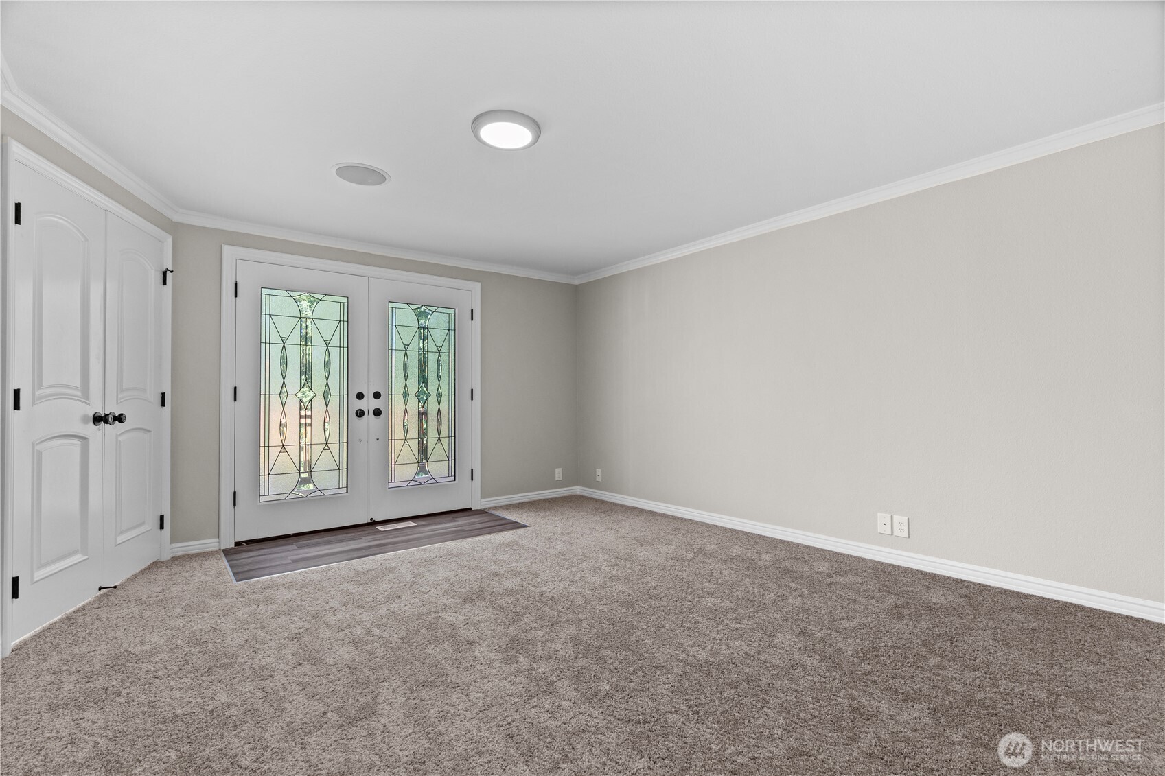3909 Northshore Boulevard Property Photo 32