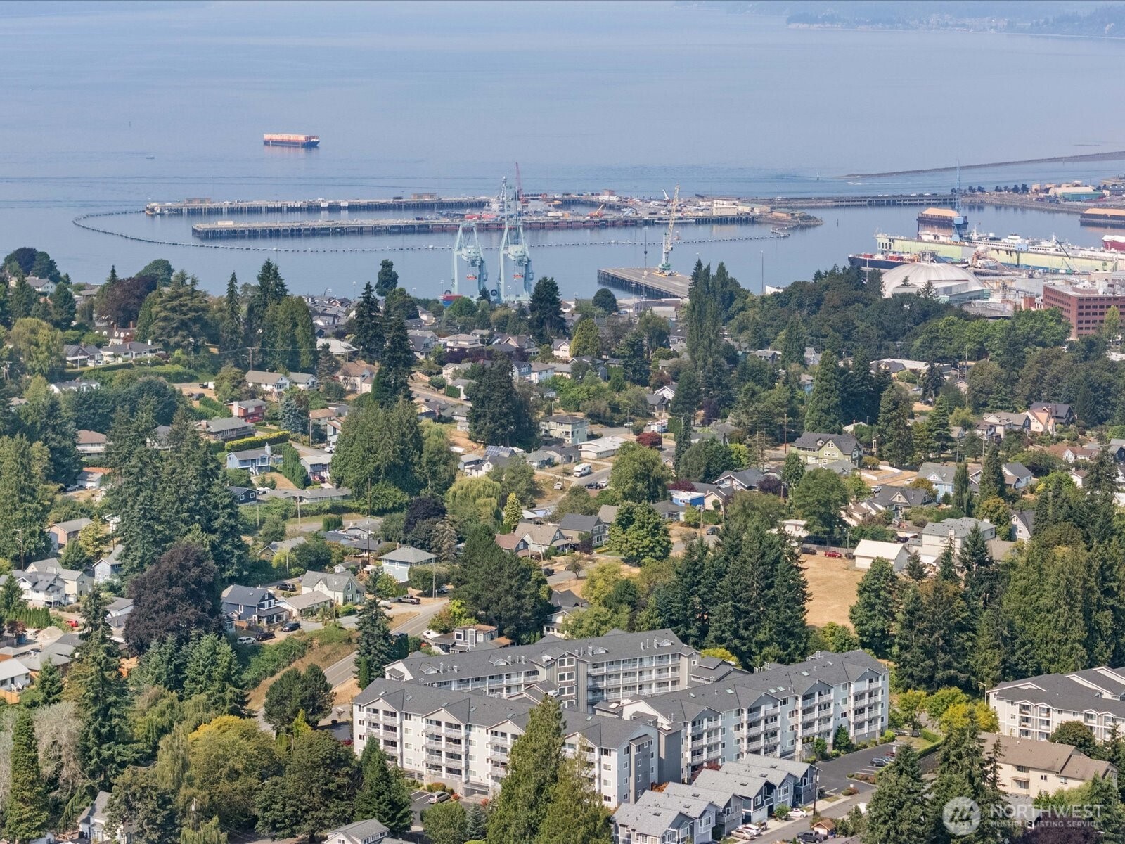 1318 37th Street 1202 Property Photo 32