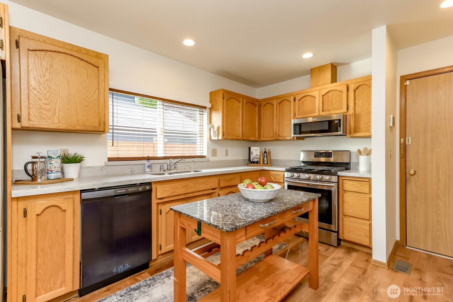8552 Covina Loop Property Photo 15