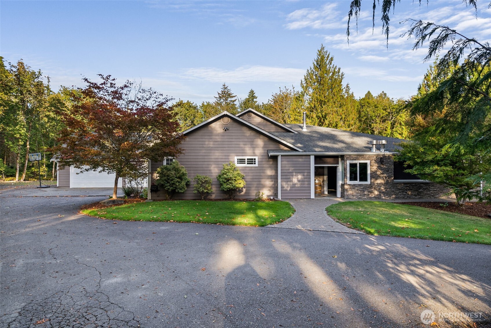 3301 Gravelly Beach Loop Property Photo 3