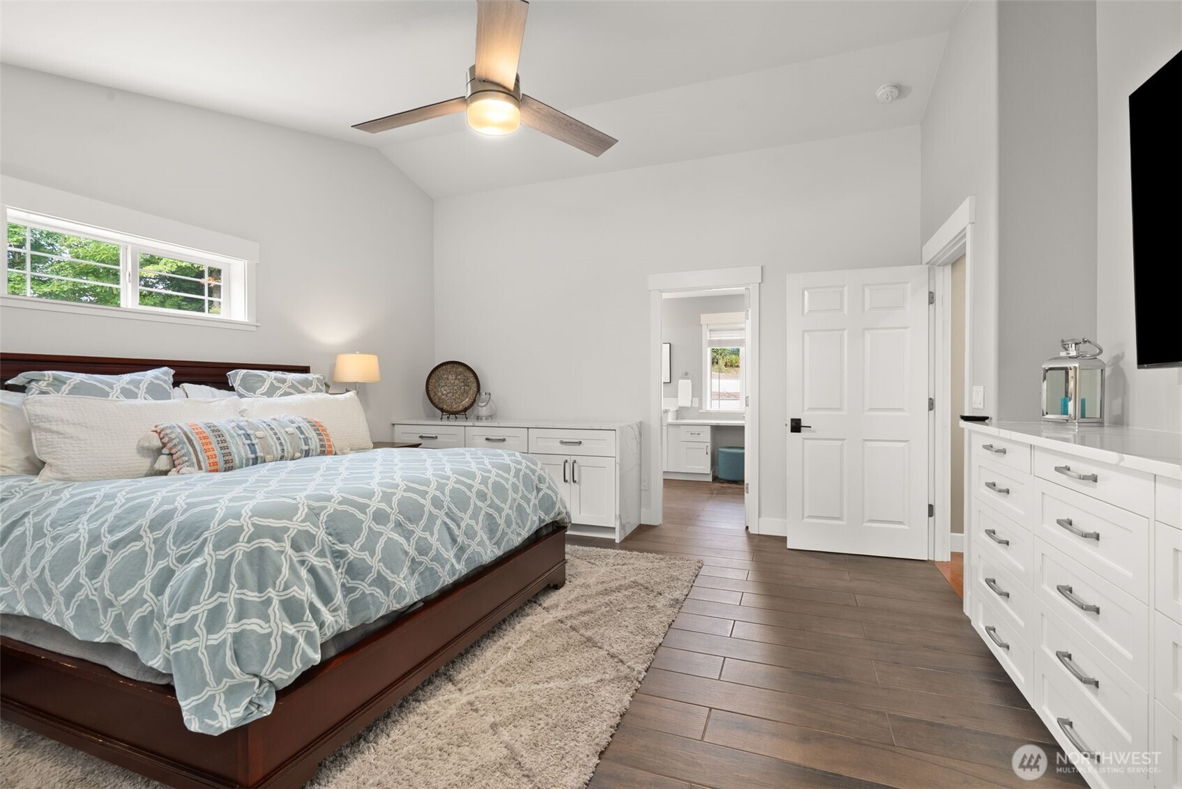 3301 Gravelly Beach Loop Property Photo 19
