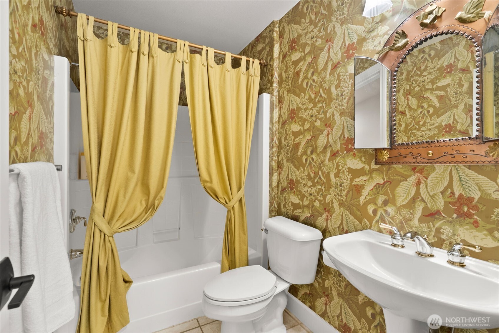 3301 Gravelly Beach Loop Property Photo 28