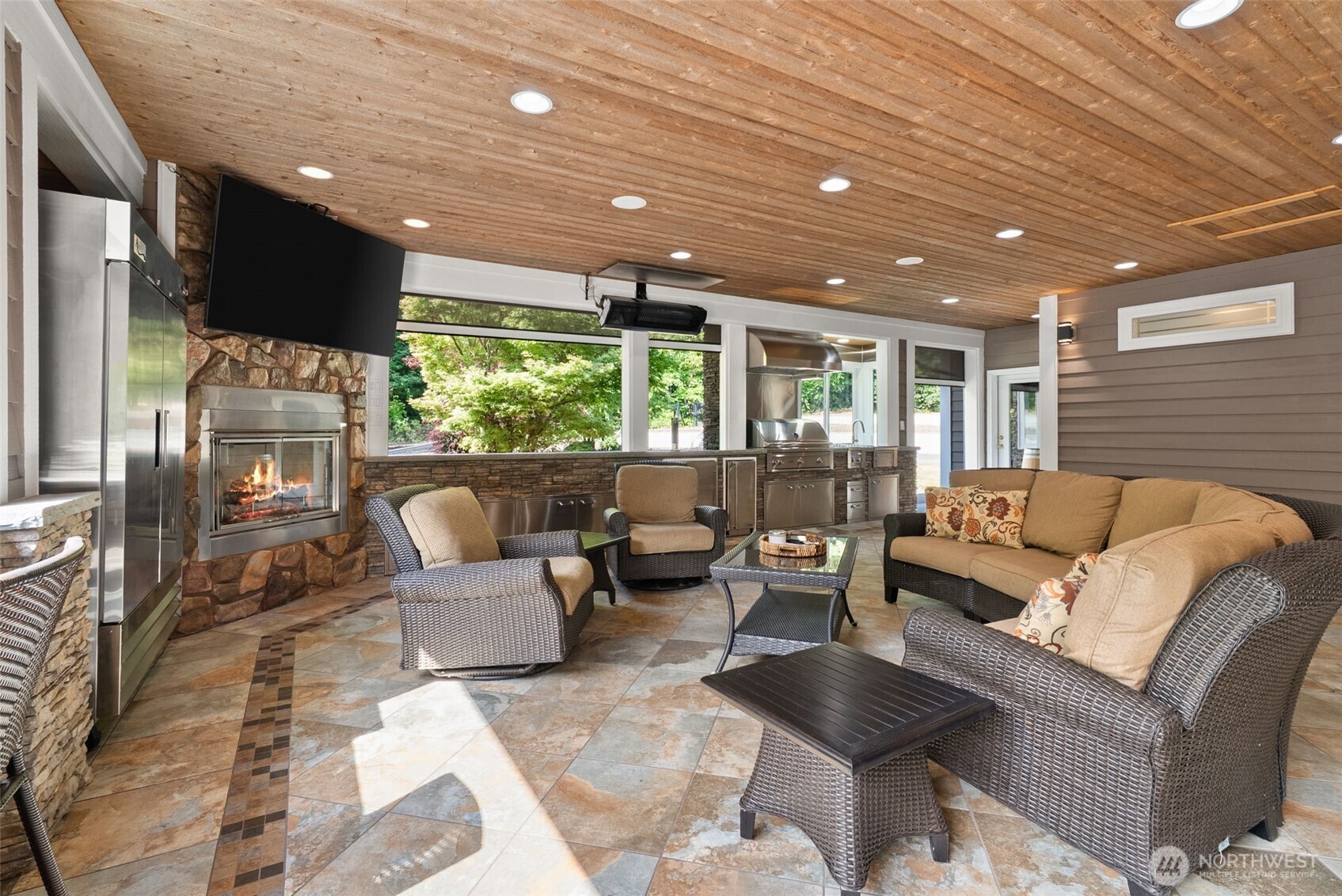 3301 Gravelly Beach Loop Property Photo 33