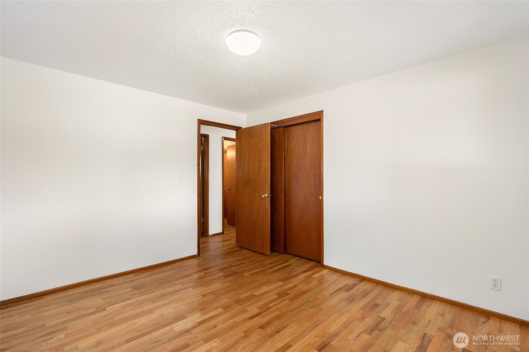 2011 8th Avenue Property Photo 22